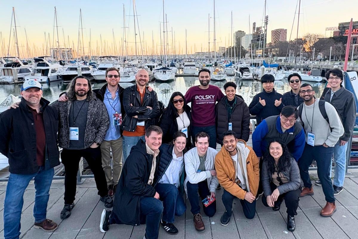 Alchemist Chicago cohort and Polsky Center team together at a marina event in San Francisco